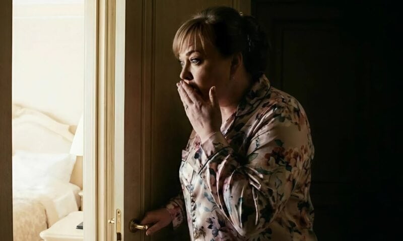 Ради спасения дочери я вышла замуж за сына-инвалида богатого бизнесмена, но уже спустя месяц в нашем доме начали происходить ужасные вещи: именно тогда я поняла, что наш брак был заранее спланирован и совсем не ради любви